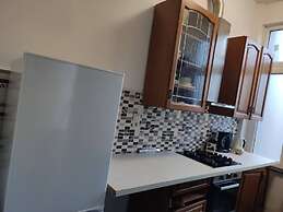 Room in Guest Room - Charming Room W Located in Brussels