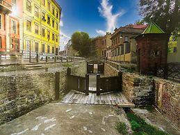 Chic & Green Penthouse - Domotic Comfort in Milans Trendy Nightlife Di