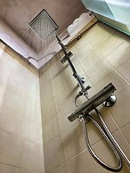 Chic & Green Penthouse - Domotic Comfort in Milans Trendy Nightlife Di