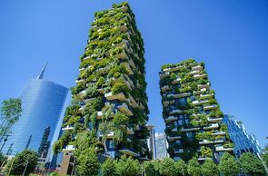 Chic & Green Penthouse - Domotic Comfort in Milans Trendy Nightlife Di