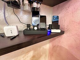 Chic & Green Penthouse - Domotic Comfort in Milans Trendy Nightlife Di