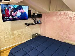 Chic & Green Penthouse - Domotic Comfort in Milans Trendy Nightlife Di