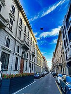 Chic & Green Penthouse - Domotic Comfort in Milans Trendy Nightlife Di