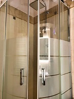 Chic & Green Penthouse - Domotic Comfort in Milans Trendy Nightlife Di