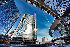 Chic & Green Penthouse - Domotic Comfort in Milans Trendy Nightlife Di