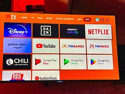 Chic & Green Penthouse - Domotic Comfort in Milans Trendy Nightlife Di