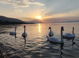 Magical View Studios 1 Asproneri, Kamena Vourla