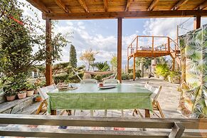 Magical View Studios 1 Asproneri, Kamena Vourla