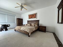 Acapulco Diamante Home
