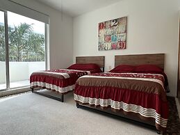 Acapulco Diamante Home
