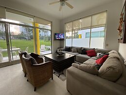 Acapulco Diamante Home