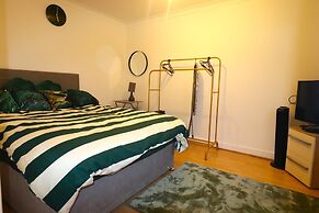 1 Bed Studio in Dartford Town - Orchard Theatre