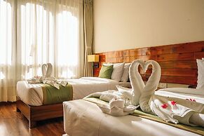 Tashi Yid Wong Grand