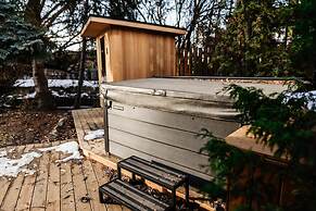 Dt Hot Tub Sauna Huge Yard