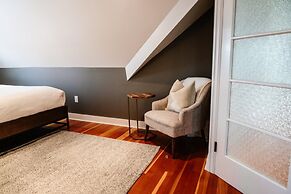 Dt Hot Tub Sauna Huge Yard