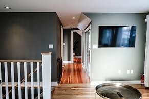 Dt Hot Tub Sauna Huge Yard