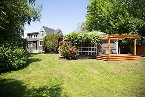 Dt Hot Tub Sauna Huge Yard