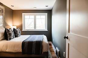 Dt Hot Tub Sauna Huge Yard