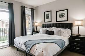 Lakefront Pool Side Townhouse -barona Beach