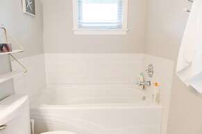 Lakefront Pool Side Townhouse -barona Beach