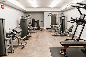 Lakefront Pool Side Townhouse -barona Beach