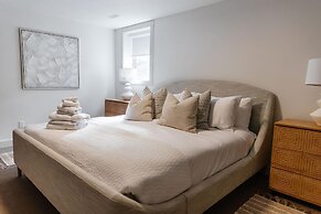 Private Luxury Oasis w Pool HT Parking