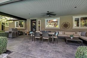 Private Luxury Oasis w Pool HT Parking