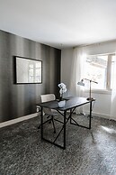 Private Luxury Oasis w Pool HT Parking