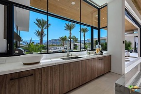 Luxurious Rancho Mirage Estate w Pool Spa