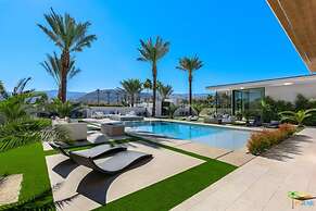 Luxurious Rancho Mirage Estate w Pool Spa