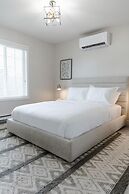 The Oxen - Dt Home w Putting Green and Tons of Parking