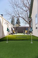 The Oxen - Dt Home w Putting Green and Tons of Parking