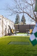 The Oxen - Dt Home w Putting Green and Tons of Parking