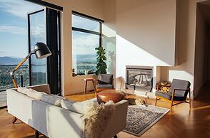 Salt w Pool Sauna Lake View Upper Mission Lux