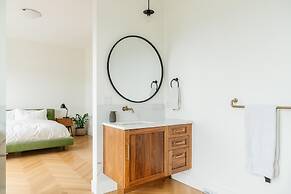 Salt w Pool Sauna Lake View Upper Mission Lux