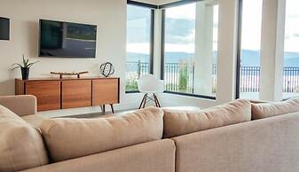 Salt w Pool Sauna Lake View Upper Mission Lux