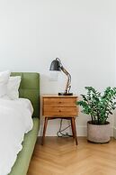 Salt w Pool Sauna Lake View Upper Mission Lux