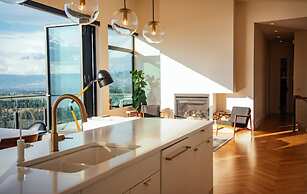 Salt w Pool Sauna Lake View Upper Mission Lux