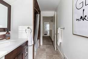 Gorgeous Bungalow With a Backyard Deck