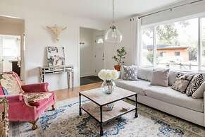 Gorgeous Bungalow With a Backyard Deck