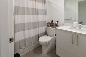 DT 3-lvl Townhouse w Rooftop Patio