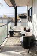 DT 3-lvl Townhouse w Rooftop Patio