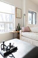 DT 3-lvl Townhouse w Rooftop Patio