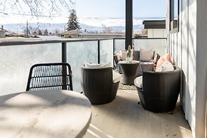 DT 3-lvl Townhouse w Rooftop Patio