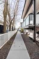 DT 3-lvl Townhouse w Rooftop Patio