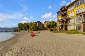 Beachfront Lakeview Condo at Barona