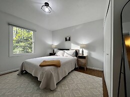 4BDR Long Lake Peninsula Home 7967