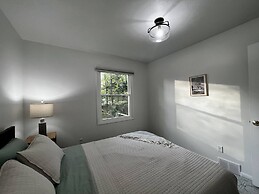 4BDR Long Lake Peninsula Home 7967