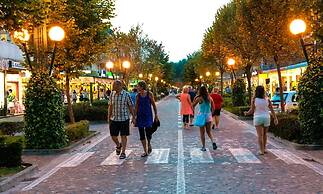 Choose to Spend Your Holiday With Beahost Rentals!