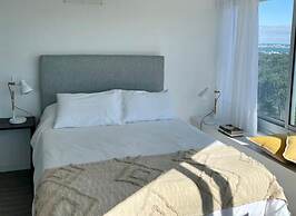 2 bed apartment Ocean Drive Country Bldg